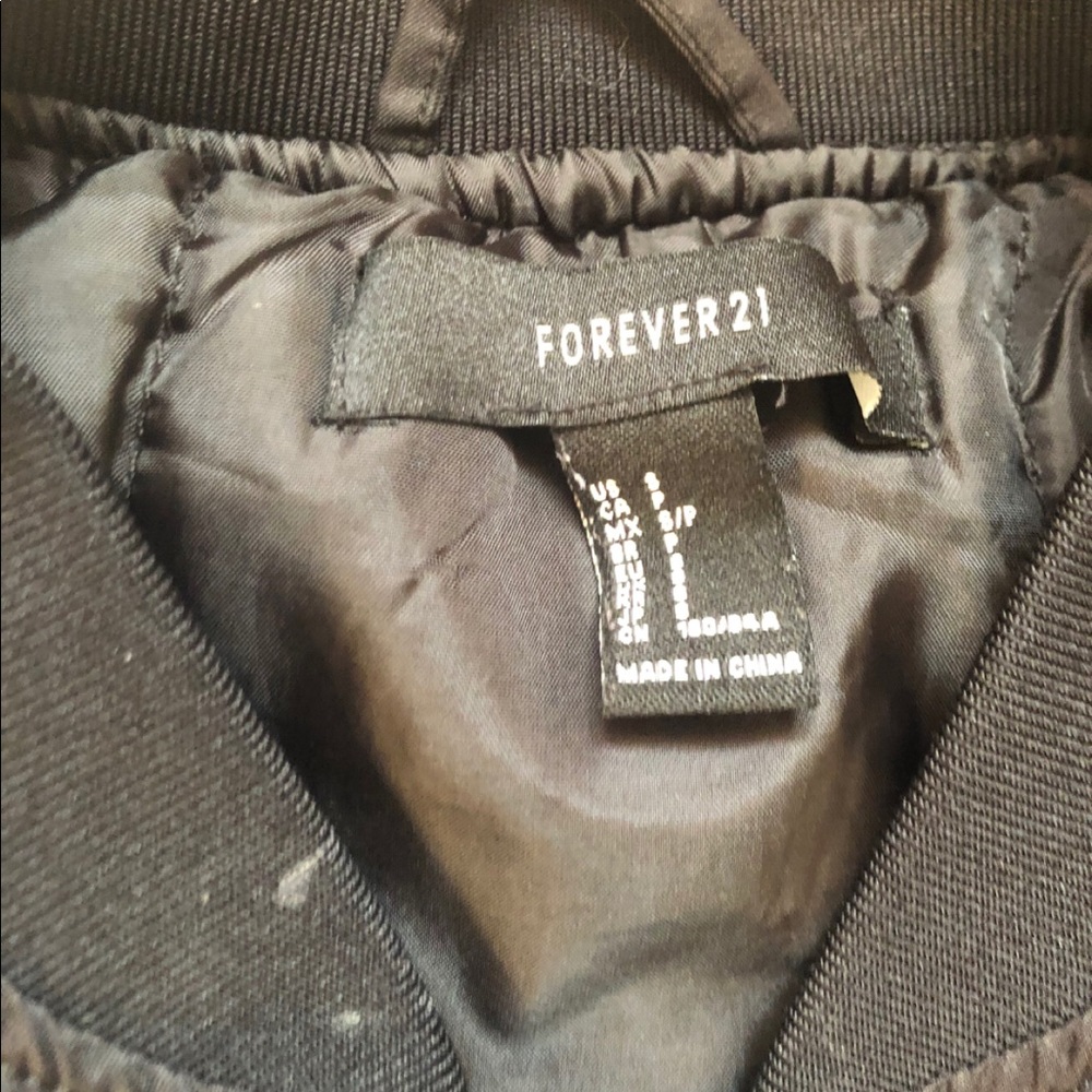 S - jacket - Picture 2 of 2